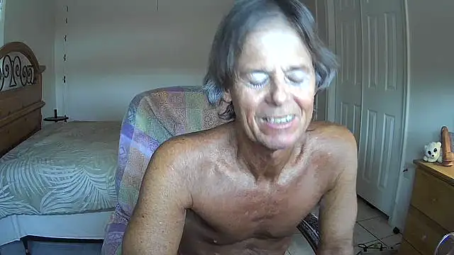 nakeedcowboi65 online show from 07-13-26, 11:46