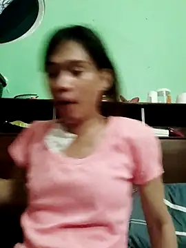QueenSoreal online show from 04-29-26, 02:21