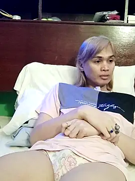 QueenSoreal online show from 05-30-26, 02:58