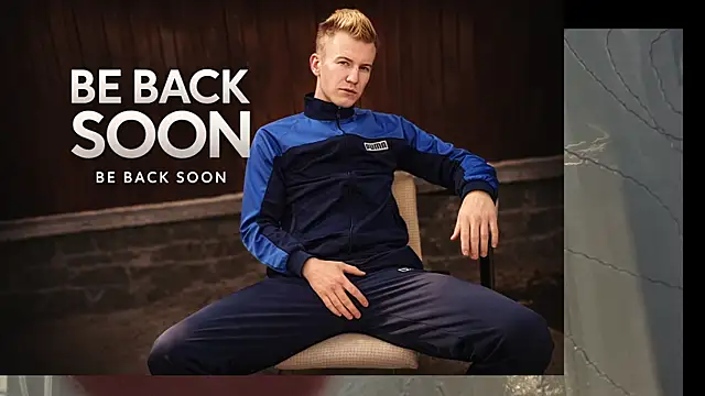 Snapshot of Vuitton chatting on 04-03-26, 02:48 Vuitton online show from 04-03-26, 02:48