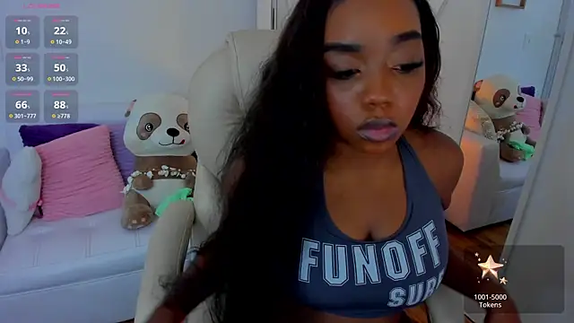 zobe love online show from 03-06-25, 08:48