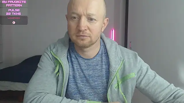 kevintyler69 online show from 04-11-26, 03:55