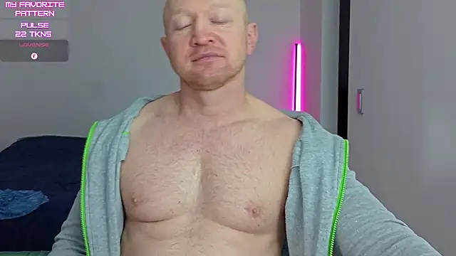 kevintyler69 online show from 05-19-26, 01:56