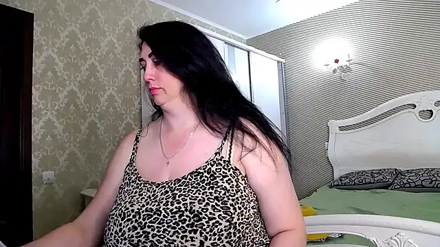 Snapshot of Evelyn_Shy chatting on 05-29-26, 08:45 Evelyn Shy online show from 05-29-26, 08:45