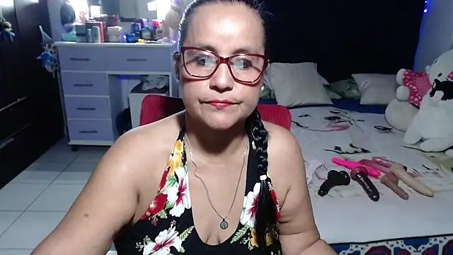 pervert mommy  online show from 06-30-26, 09:43