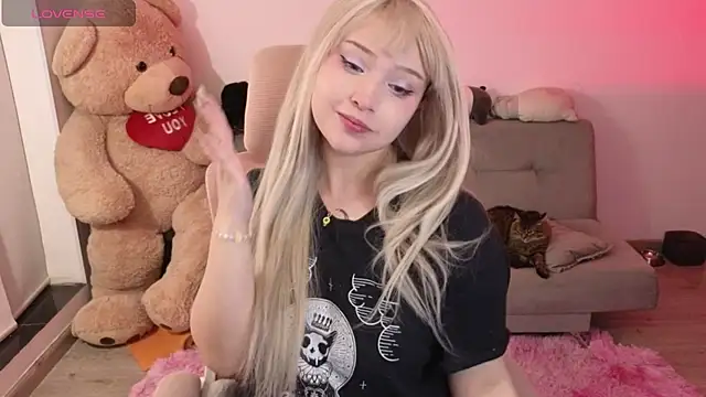 KuroChan420 online show from 04-23-26, 04:03