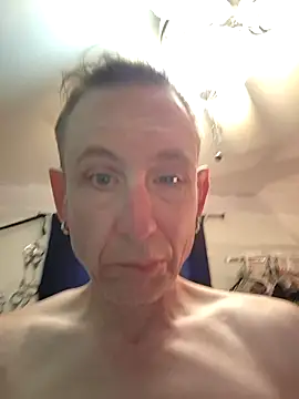 Snapshot of jjdirty6996 chatting on 06-12-26, 02:16 jjdirty6996 online show from 06-12-26, 02:16