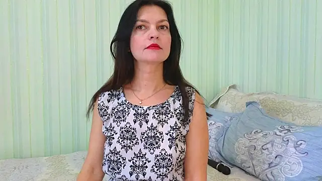  Lily  online show from 02-13-25, 09:30