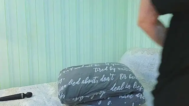  Lily  online show from 07-28-26, 12:48
