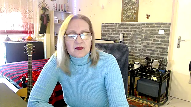 Snapshot of Ala-N-Dala chatting on 02-06-26, 01:25 Ala-N-Dala online show from 02-06-26, 01:25