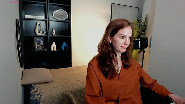 MirandaGlow online show from 05-03-26, 05:46