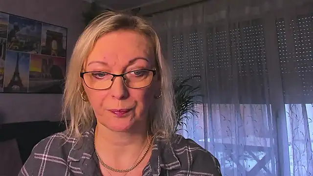 vanessa chat online show from 01-14-26, 02:23