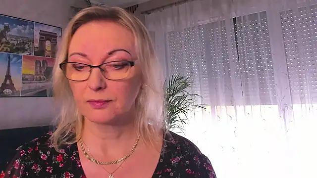 vanessa chat online show from 03-30-26, 01:23