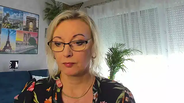 vanessa chat online show from 05-21-26, 01:18