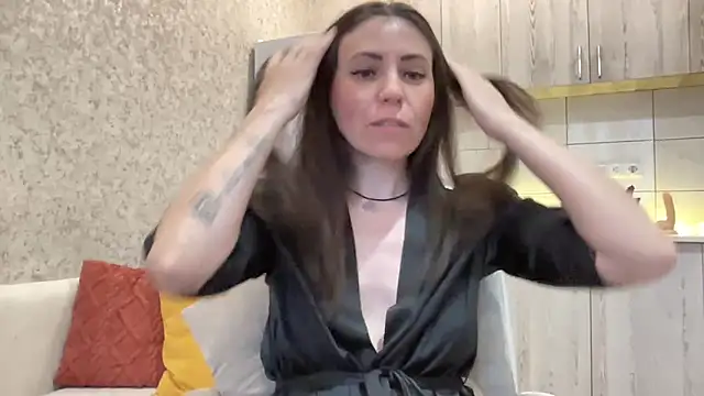 HotyWinter online show from 05-16-26, 03:58
