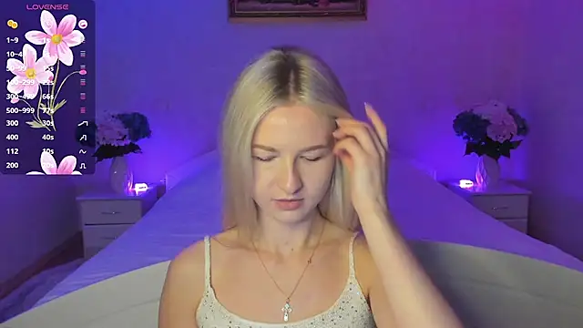 AnnaCarrera online show from 10-29-25, 10:00