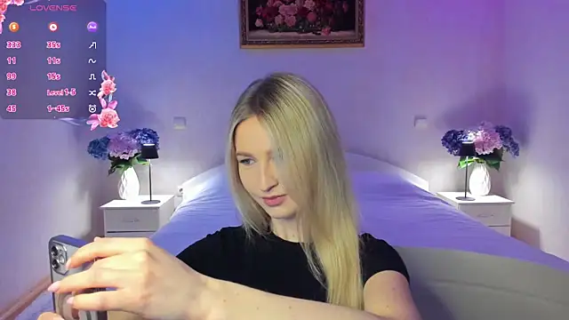 AnnaCarrera online show from 04-13-26, 07:41