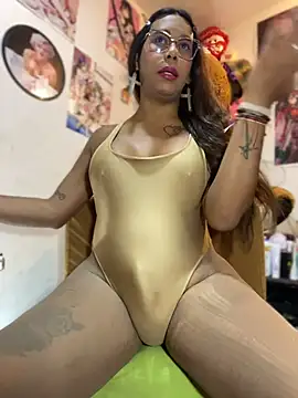 Snapshot of GoddessAlix chatting on 07-11-26, 02:09 GoddessAlix online show from 07-11-26, 02:09