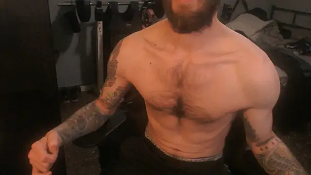 SexxxyLouis online show from 04-01-26, 09:21