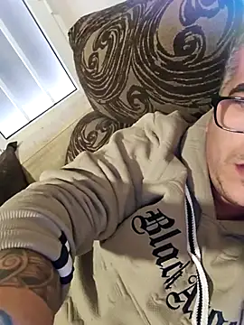 Snapshot of Alex3009 chatting on 02-19-26, 10:55 Alex3009 online show from 02-19-26, 10:55