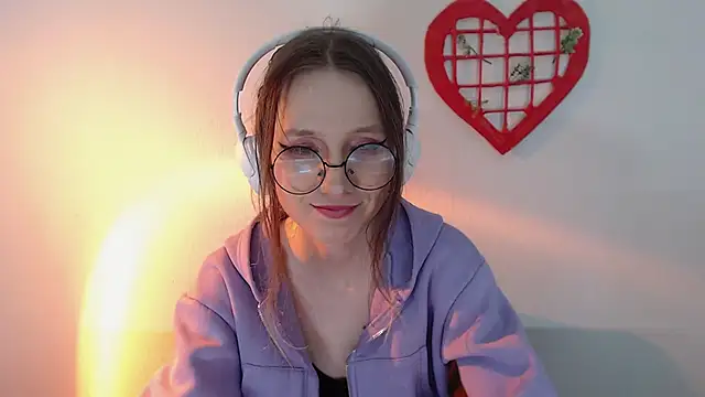  Hanna Moon  online show from 05-29-26, 10:46