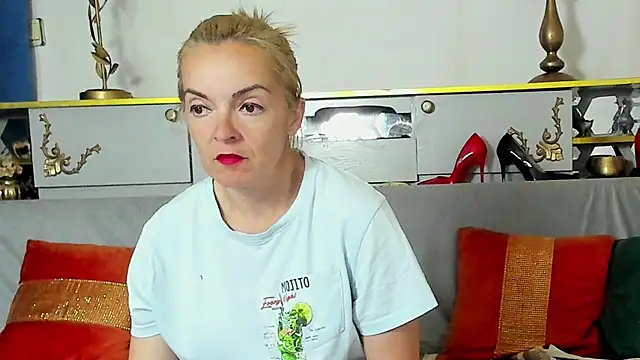 KateConner online show from 06-15-26, 08:05