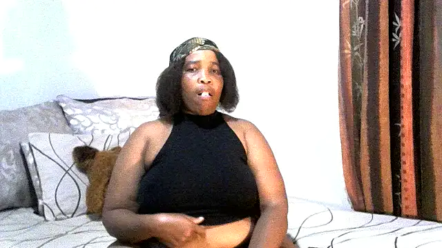 LadyLillyX online show from 05-06-26, 05:18