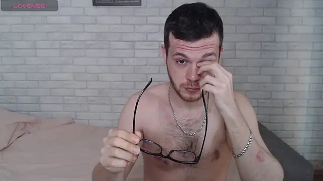 Snapshot of Alexxx_horny chatting on 07-16-26, 07:03 Alexxx horny online show from 07-16-26, 07:03