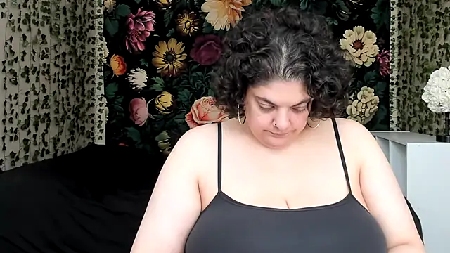 Exotic-Melons online show from 04-16-26, 07:03