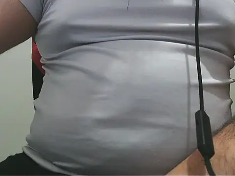 Snapshot of Skyzclanbr chatting on 01-18-26, 01:37 Skyzclanbr online show from 01-18-26, 01:37