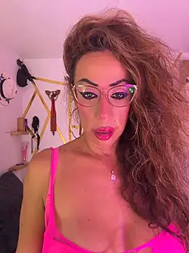 Snapshot of YOURSDEBORA chatting on 07-14-26, 02:05 YOURSDEBORA online show from 07-14-26, 02:05