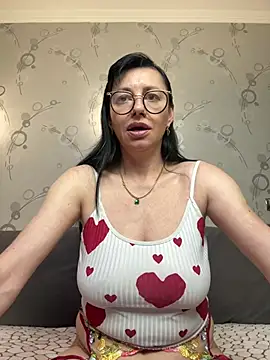 Amberhotqueen online show from 05-31-26, 10:11