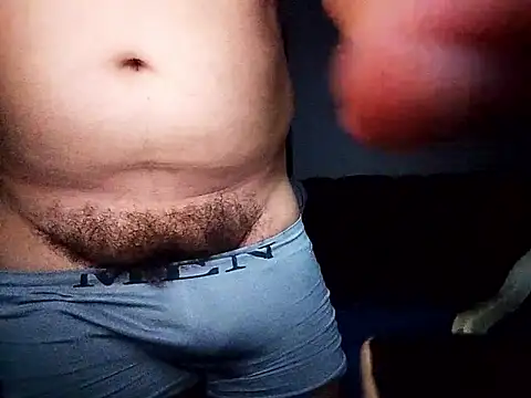 Snapshot of tarra122 chatting on 03-08-26, 02:48 tarra122 online show from 03-08-26, 02:48