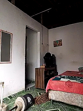 Snapshot of tarra122 chatting on 03-29-26, 05:24 tarra122 online show from 03-29-26, 05:24