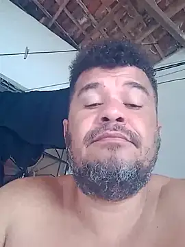 Snapshot of tarra122 chatting on 04-12-26, 02:55 tarra122 online show from 04-12-26, 02:55