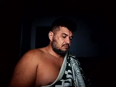 Snapshot of tarra122 chatting on 04-14-26, 01:55 tarra122 online show from 04-14-26, 01:55