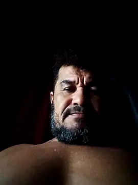 Snapshot of tarra122 chatting on 04-26-26, 03:59 tarra122 online show from 04-26-26, 03:59