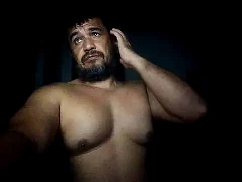 Snapshot of tarra122 chatting on 05-08-26, 01:55 tarra122 online show from 05-08-26, 01:55