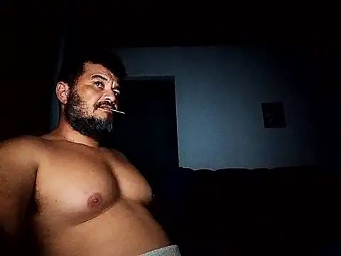 Snapshot of tarra122 chatting on 05-17-26, 02:31 tarra122 online show from 05-17-26, 02:31