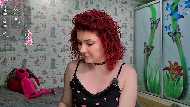 Snapshot of SmokyRose chatting on 06-22-26, 10:23 SmokyRose online show from 06-22-26, 10:23
