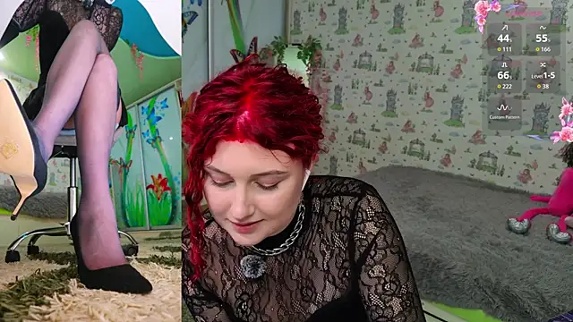 Snapshot of SmokyRose chatting on 06-27-26, 12:22 SmokyRose online show from 06-27-26, 12:22