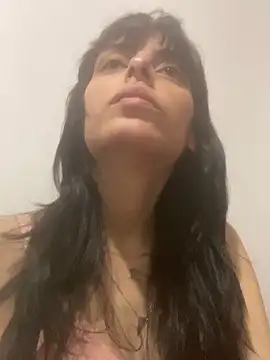 Snapshot of Sarah-safada chatting on 06-07-26, 01:54 Sarah-safada online show from 06-07-26, 01:54