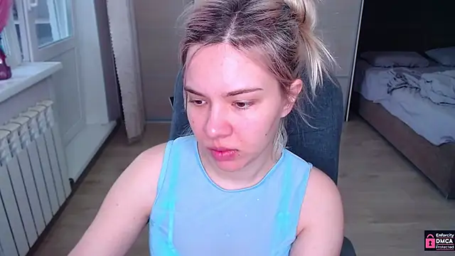 Lana  Nova online show from 05-06-26, 05:57