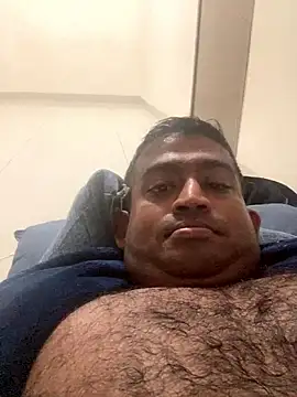 Snapshot of Sujiynb chatting on 03-08-26, 06:12 Sujiynb online show from 03-08-26, 06:12