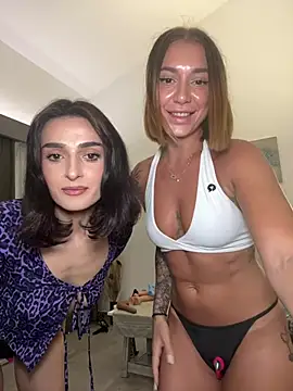 Snapshot of italianPassion chatting on 03-23-26, 10:47 italianPassion online show from 03-23-26, 10:47