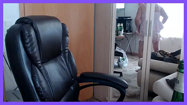 Snapshot of Sissygera chatting on 01-21-25, 01:54 Sissygera online show from 01-21-25, 01:54