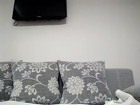 Snapshot of Edgingheaven69 chatting on 11-08-25, 08:03 Edgingheaven69 online show from 11-08-25, 08:03