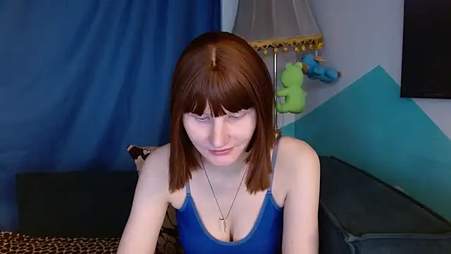 Snapshot of cornflower_mm chatting on 10-27-25, 01:42 cornflower mm online show from 10-27-25, 01:42