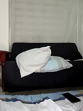 Snapshot of estrella_tasty chatting on 02-20-26, 03:14 estrella tasty online show from 02-20-26, 03:14