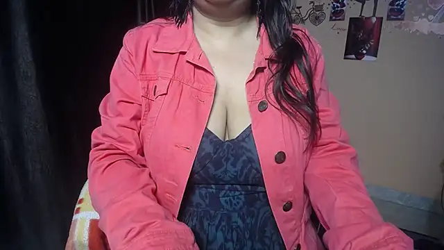 Snapshot of Shanvi_ chatting on 02-08-26, 01:25 Shanvi online show from 02-08-26, 01:25